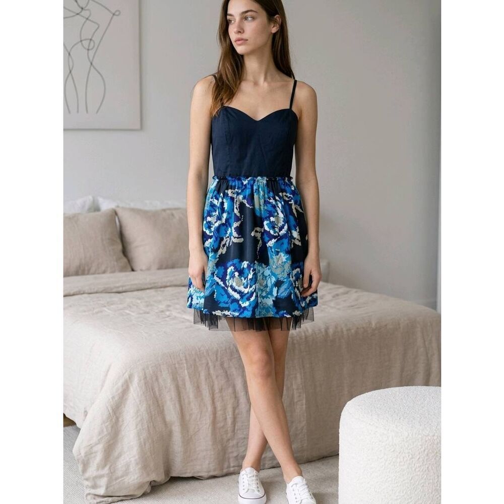 🔺️NWT Johnny Martin Black & Blue Floral Print Spaghetti Strap Dress Small